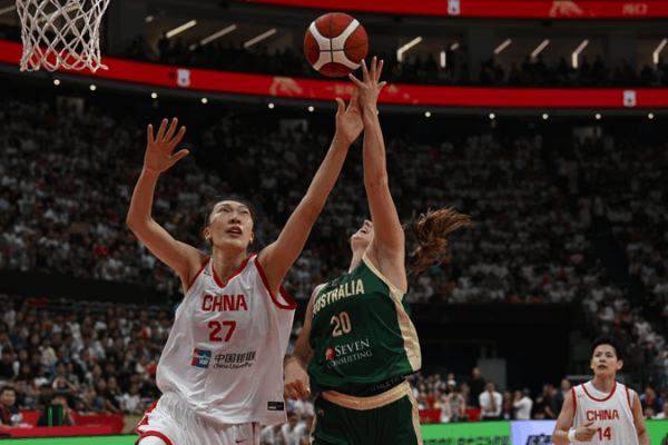 L’Australie Surpasse l’Équipe Chinoise 76-63 lors du Match d’Échauffement à Haikou L'Australie Surpasse l'Équipe Chinoise 76-63 lors du Match d'Échauffement à Haikou