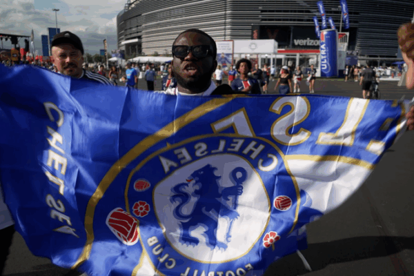 Chelsea triomphe dans le tout premier FIFA Club World Cup historique Chelsea_triomphe_dans_le_tout_premier_FIFA_Club_World_Cup_historique video poster