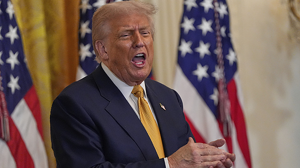 Des scientifiques de la NSF protestent contre les politiques scientifiques de Trump Des_scientifiques_de_la_NSF_protestent_contre_les_politiques_scientifiques_de_Trump