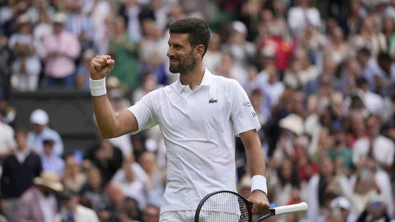 Djokovic_se_bat_pour_battre_de_Minaur_et_atteindre_les_quarts_de_finale_de_Wimbledon