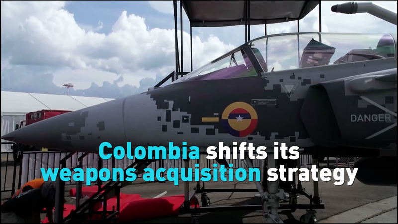 La Colombie révise sa stratégie en matière d’armement avec des avions de chasse suédois La Colombie révise sa stratégie en matière d’armement avec des avions de chasse suédois video poster