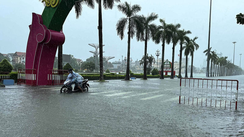 La tempête Wipha frappe le Vietnam : 3 morts, 100K déplacés La tempête Wipha frappe le Vietnam : 3 morts, 100K déplacés