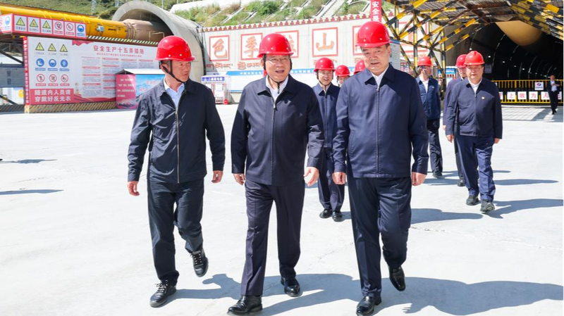 Le Premier ministre chinois Li Qiang défend la qualité des infrastructures au Xizang Le Premier ministre chinois Li Qiang défend la qualité des infrastructures au Xizang
