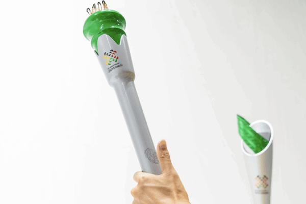 Chengdu inaugure le premier relais de la torche des 12èmes Jeux Mondiaux Chengdu inaugure le premier relais de la torche des 12èmes Jeux Mondiaux
