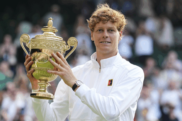 Sinner étonne Alcaraz pour remporter le titre de Wimbledon Sinner étonne Alcaraz pour remporter le titre de Wimbledon