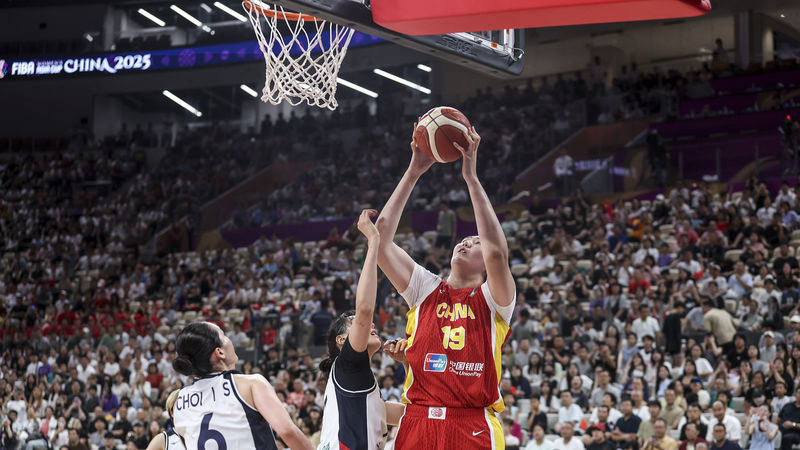 Un duo imposant propulse la Chine continentale devant la Corée du Sud à la Coupe d’Asie féminine de la FIBA Un duo imposant propulse la Chine continentale devant la Corée du Sud à la Coupe d'Asie féminine de la FIBA