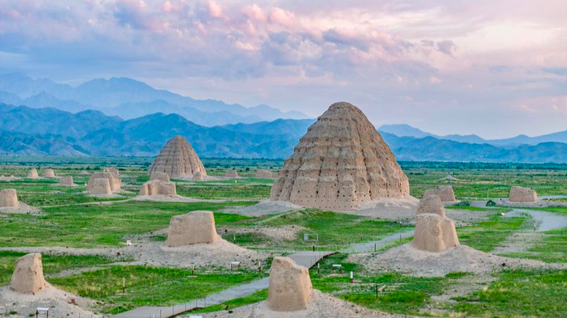 Les tombes Xixia portent le nombre de patrimoines de l’UNESCO en Chine à 60 Les tombes Xixia portent le nombre de patrimoines de l'UNESCO en Chine à 60