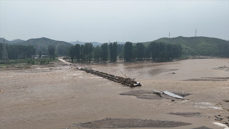 Pékin et Hebei frappés par de graves inondations : Secours en cours Pékin et Hebei frappés par de graves inondations : Secours en cours
