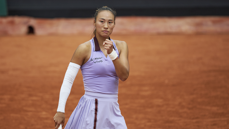 Zheng Qinwen vise un retour en force après une opération du coude