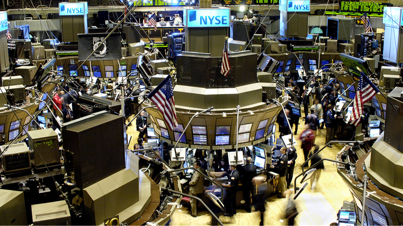 Wall Street termine mitigé après l’accord commercial UE-États-Unis : Technologie en hausse, Immobilier en baisse Wall Street termine mitigé après l'accord commercial UE-États-Unis : Technologie en hausse, Immobilier en baisse