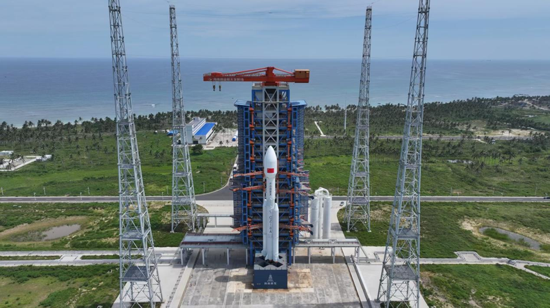Le Longue Marche-8A se prépare pour son vol inaugural depuis Hainan Le Longue Marche-8A se prépare pour son vol inaugural depuis Hainan video poster