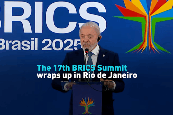 17e Sommet des BRICS à Rio : Les dirigeants s’alignent sur le climat et la gouvernance face à la menace tarifaire américaine 17e Sommet des BRICS à Rio : Les dirigeants s'alignent sur le climat et la gouvernance face à la menace tarifaire américaine video poster