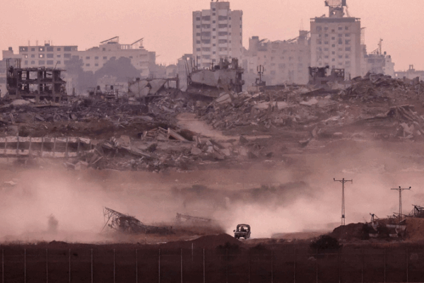 Israël élargit l’offensive à Gaza malgré les appels pour un cessez-le-feu de 60 jours Israël élargit l'offensive à Gaza malgré les appels pour un cessez-le-feu de 60 jours