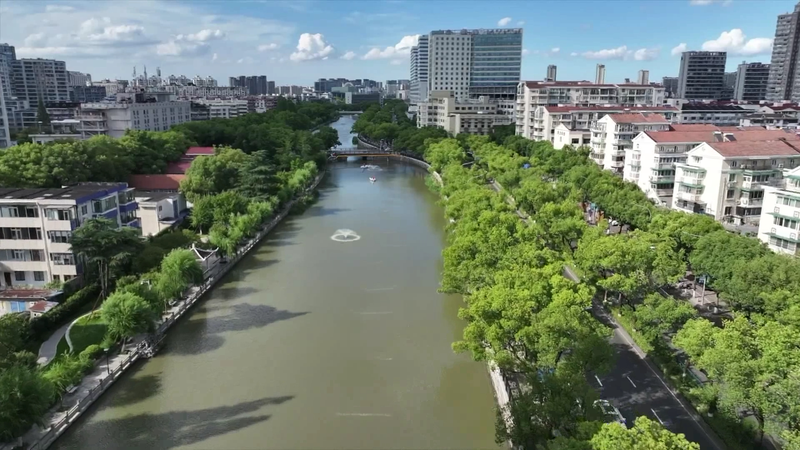 Le fossé ancien de Ningbo se transforme en un centre communautaire estival Le fossé ancien de Ningbo se transforme en un centre communautaire estival video poster