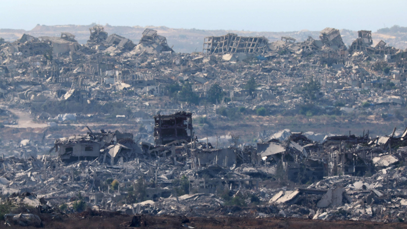 Israël examine la proposition de cessez-le-feu de Hamas tandis que les frappes sur Gaza s'intensifient