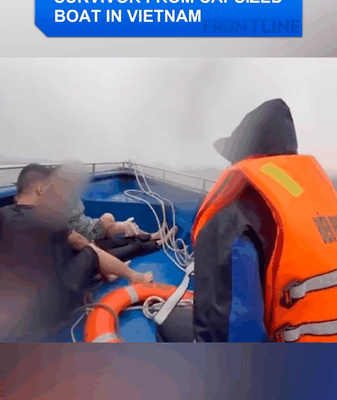 35 morts après le chavirement d’un bateau touristique dans la baie d’Ha Long au Vietnam 35 morts après le chavirement d'un bateau touristique dans la baie d'Ha Long au Vietnam video poster
