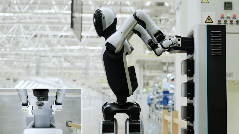 Walker S2 : Le robot qui change ses propres batteries Walker_S2___Le_robot_qui_change_ses_propres_batteries video poster