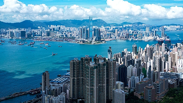 L’avenir radieux de Hong Kong : 28 ans après son retour à la Chine L'avenir radieux de Hong Kong : 28 ans après son retour à la Chine