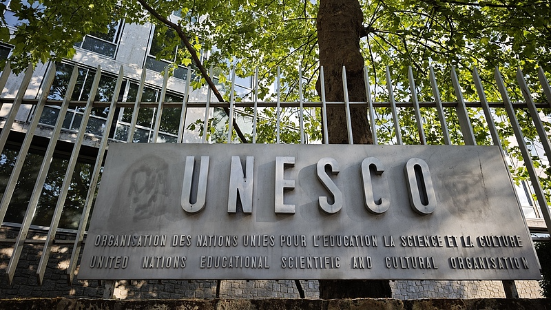 Les États-Unis quittent à nouveau l’UNESCO : Revirement politique à l’agence culturelle de l’ONU Les États-Unis quittent à nouveau l'UNESCO : Revirement politique à l'agence culturelle de l'ONU