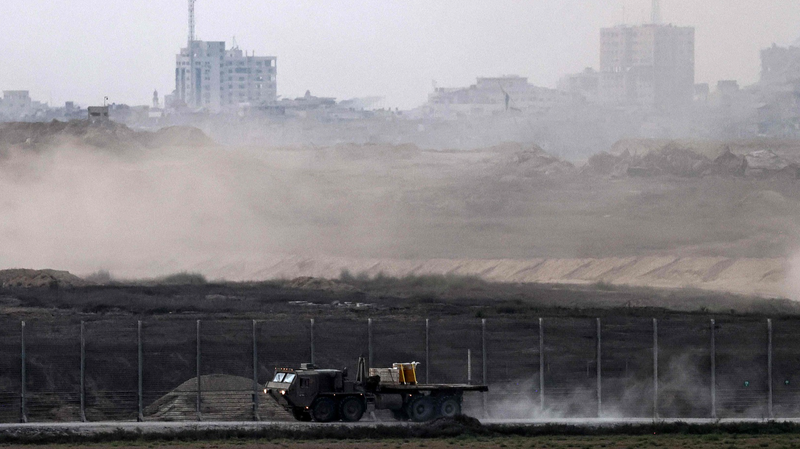Israël commence une offensive à Gaza City au milieu des discussions sur un cessez-le-feu Israël commence une offensive à Gaza City au milieu des discussions sur un cessez-le-feu