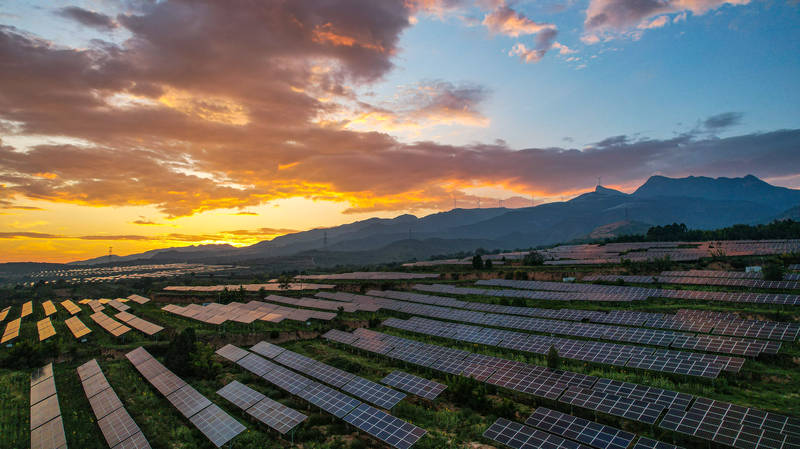 ONU@80 : Une spécialiste rwandaise de l’énergie solaire éclaire un avenir durable ONU@80 : Une spécialiste rwandaise de l'énergie solaire éclaire un avenir durable