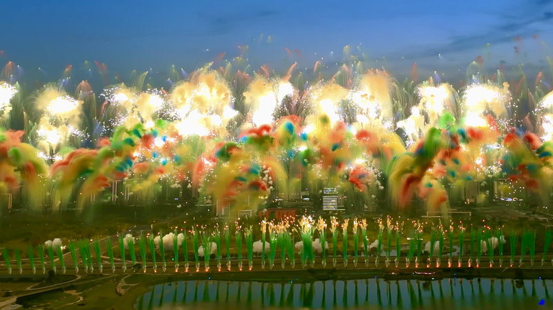 Les feux d’artifice des Jeux Mondiaux de Chengdu 2025 illuminent les réseaux sociaux sur le continent chinois Les feux d'artifice des Jeux Mondiaux de Chengdu 2025 illuminent les réseaux sociaux sur le continent chinois video poster