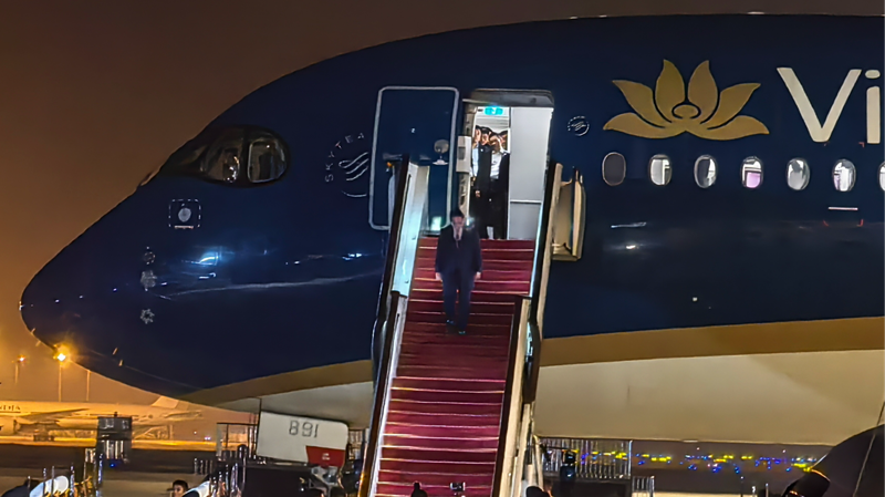 Le PM du Vietnam atterrit à Tianjin pour le sommet SCO 2025