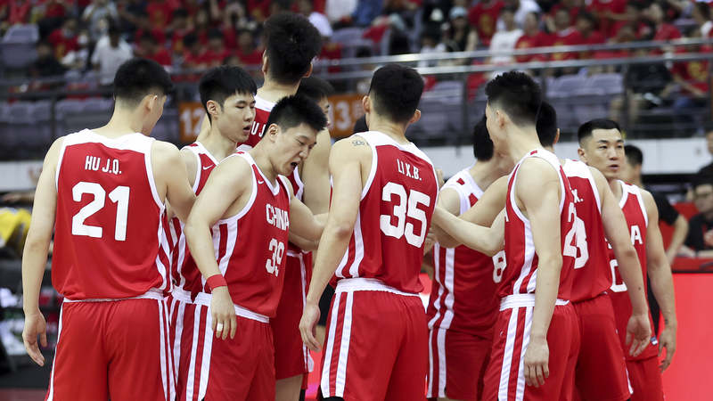 L’équipe de 12 joueurs de la Chine prête pour la Coupe d’Asie FIBA L'équipe de 12 joueurs de la Chine prête pour la Coupe d'Asie FIBA