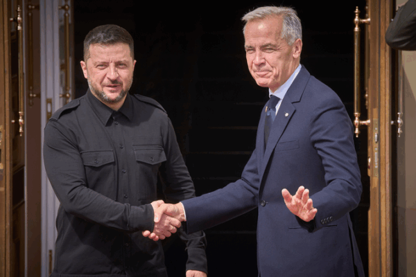 Le Canada engage une aide militaire de 2 milliards CAD à l’Ukraine Le Canada engage une aide militaire de 2 milliards CAD à l'Ukraine