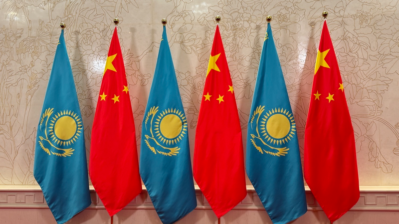 Xi rencontre Tokayev à Tianjin : Un nouveau chapitre dans les relations Chine-Kazakhstan Xi rencontre Tokayev à Tianjin : Un nouveau chapitre dans les relations Chine-Kazakhstan