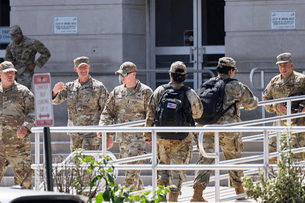La Garde Nationale déployée à Washington alors que le débat sur la criminalité s’intensifie La Garde Nationale déployée à Washington alors que le débat sur la criminalité s'intensifie