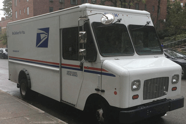 Les services postaux mondiaux suspendent les colis vers les États-Unis alors que la règle de franchise prend fin Les services postaux mondiaux suspendent les colis vers les États-Unis alors que la règle de franchise prend fin