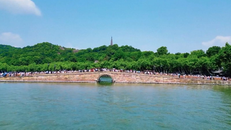 Hangzhou : La ‘Ville Céleste’ Qui Relie le Passé et le Présent Hangzhou : La 'Ville Céleste' Qui Relie le Passé et le Présent video poster