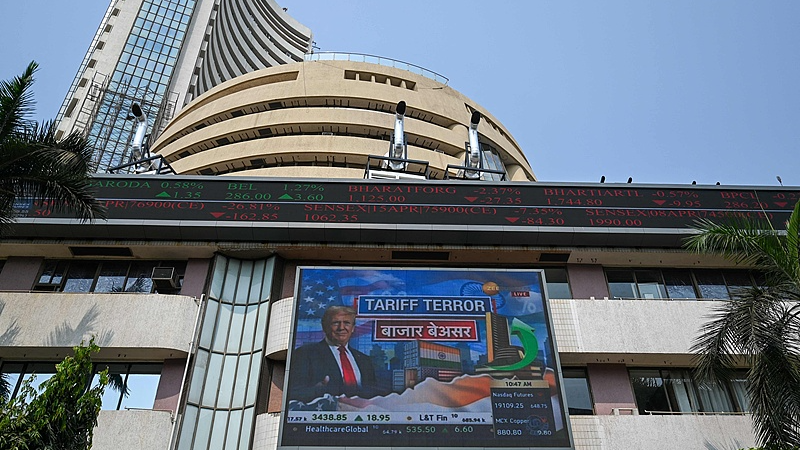 L’Inde critique les nouveaux tarifs de 25 % des États-Unis comme injustes et déraisonnables L'Inde critique les nouveaux tarifs de 25 % des États-Unis comme injustes et déraisonnables