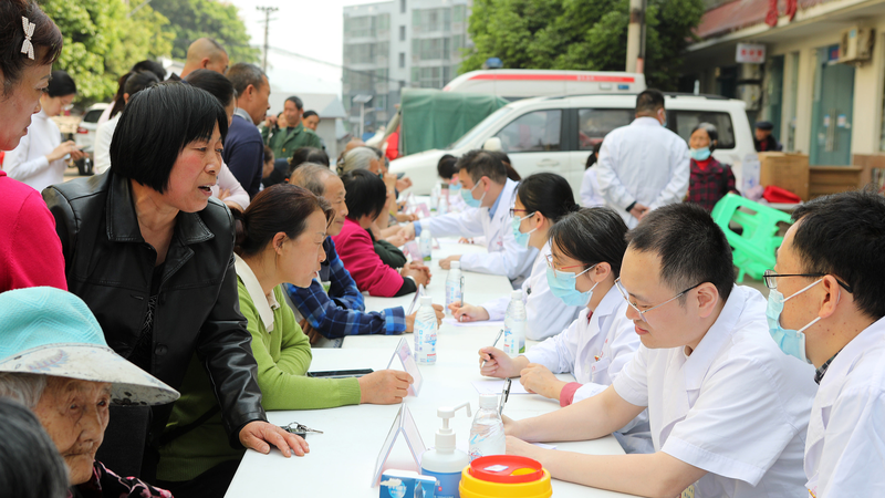 La poussée de santé de base en Chine continentale : Des soins de qualité plus proches de chez soi La poussée de santé de base en Chine continentale : Des soins de qualité plus proches de chez soi