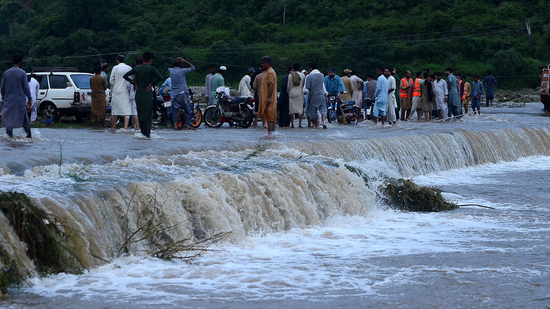Des inondations soudaines dans le nord-ouest du Pakistan tuent plus de 20 personnes et en blessent 6 Des_inondations_soudaines_dans_le_nord_ouest_du_Pakistan_tuent_plus_de_20_personnes_et_en_blessent_6