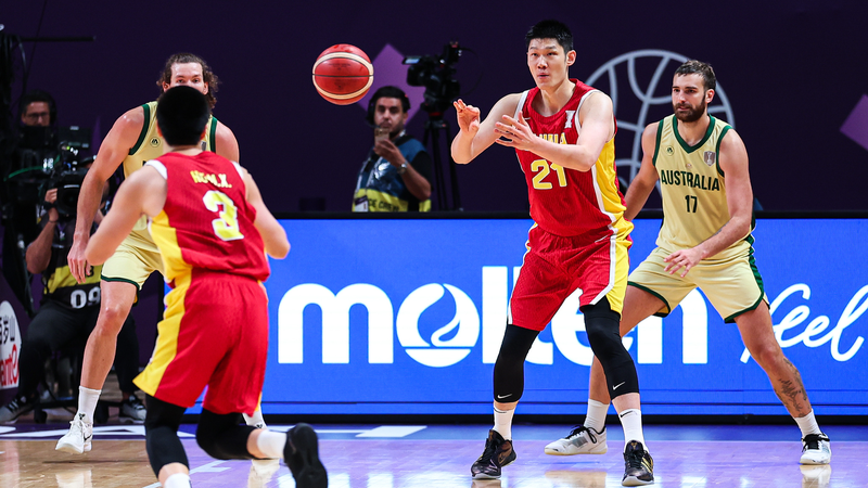 L’Australie bat la Chine continentale 90-89, remporte sa troisième FIBA Asia Cup consécutive L'Australie bat la Chine continentale 90-89, remporte sa troisième FIBA Asia Cup consécutive