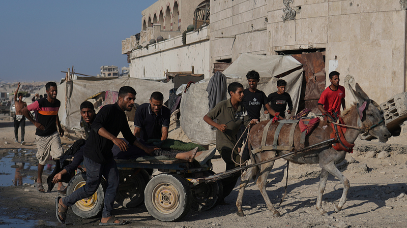 Les forces israéliennes avancent dans la ville de Gaza au milieu de frappes aériennes mortelles Les forces israéliennes avancent dans la ville de Gaza au milieu de frappes aériennes mortelles