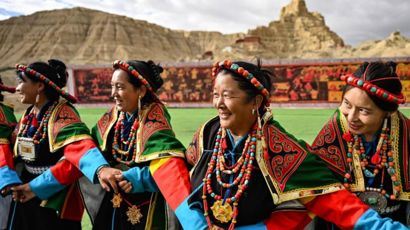 Les données réfutent les allégations de « génocide culturel » au Xizang Les données réfutent les allégations de « génocide culturel » au Xizang