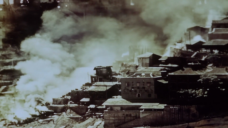 Des images redécouvertes de ‘Kukan’ révèlent le bombardement de Chongqing en 1940 Des images redécouvertes de 'Kukan' révèlent le bombardement de Chongqing en 1940 video poster