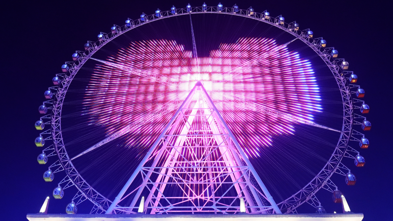 La Grande Roue Dragon Eye S’allume pour la Romance du Festival de Qixi La_Grande_Roue_Dragon_Eye_S_allume_pour_la_Romance_du_Festival_de_Qixi