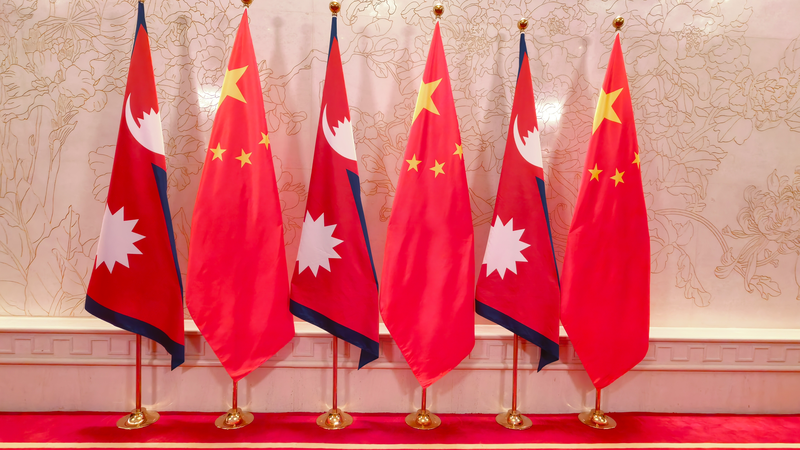 Xi Jinping rencontre le PM népalais KP Sharma Oli à Tianjin Xi Jinping rencontre le PM népalais KP Sharma Oli à Tianjin