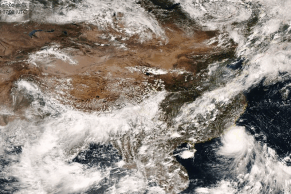 Le typhon Podul se prépare pour un deuxième atterrissage de Xiamen à Shantou Le typhon Podul se prépare pour un deuxième atterrissage de Xiamen à Shantou