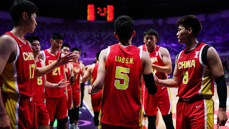 Pas d’étoiles ? Le pari audacieux du continent chinois à la FIBA Asia Cup Pas d'étoiles ? Le pari audacieux du continent chinois à la FIBA Asia Cup video poster