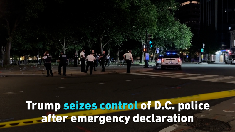 Trump déclare l’état d’urgence à Washington, D.C., prend le contrôle de la police locale Trump déclare l'état d'urgence à Washington, D.C., prend le contrôle de la police locale video poster