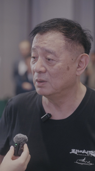 Fang Li sur l’art de tisser des histoires transnationales dans le cinéma Fang Li sur l'art de tisser des histoires transnationales dans le cinéma video poster