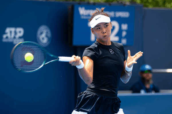 Sorana Cirstea se bat pour battre Yuan Yue à Cincinnati Sorana Cirstea se bat pour battre Yuan Yue à Cincinnati