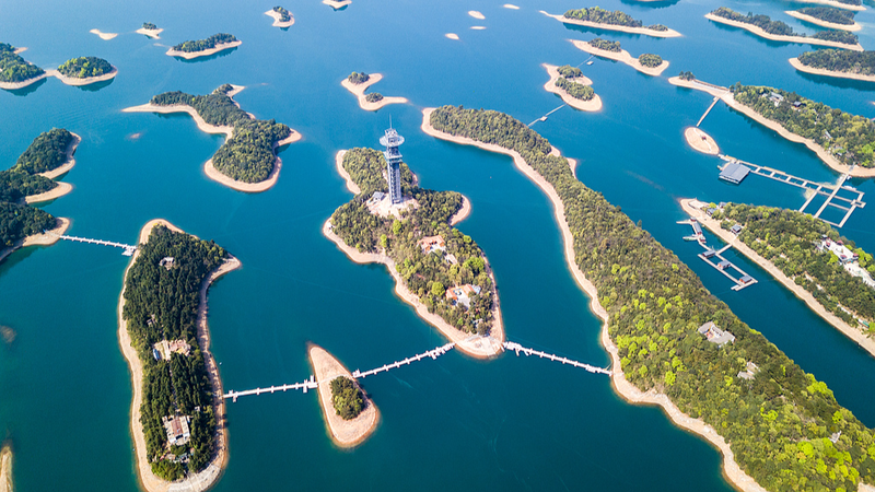 Découvrez la sérénité sur la mer de l'Ouest de la montagne Lushan video poster