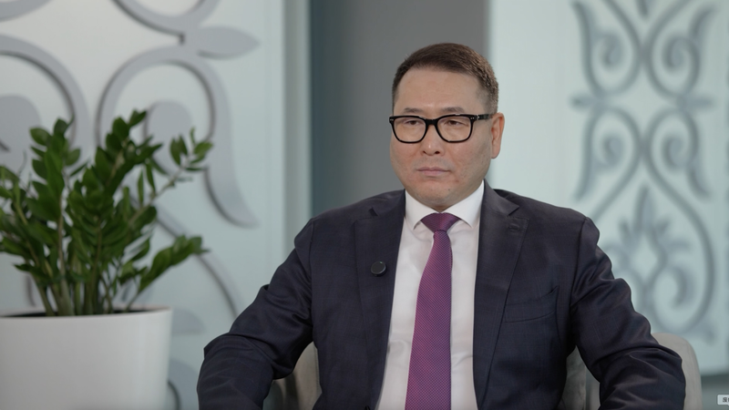 Le Kazakhstan vise un commerce de 80 milliards de dollars avec la Chine d’ici 2030 grâce à une collaboration renforcée au sein de l’OCS Le Kazakhstan vise un commerce de 80 milliards de dollars avec la Chine d'ici 2030 grâce à une collaboration renforcée au sein de l'OCS video poster
