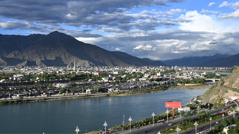 L’économie du Xizang s’envole : le PIB bondit de 155 fois depuis 1965 L'économie du Xizang s'envole : le PIB bondit de 155 fois depuis 1965